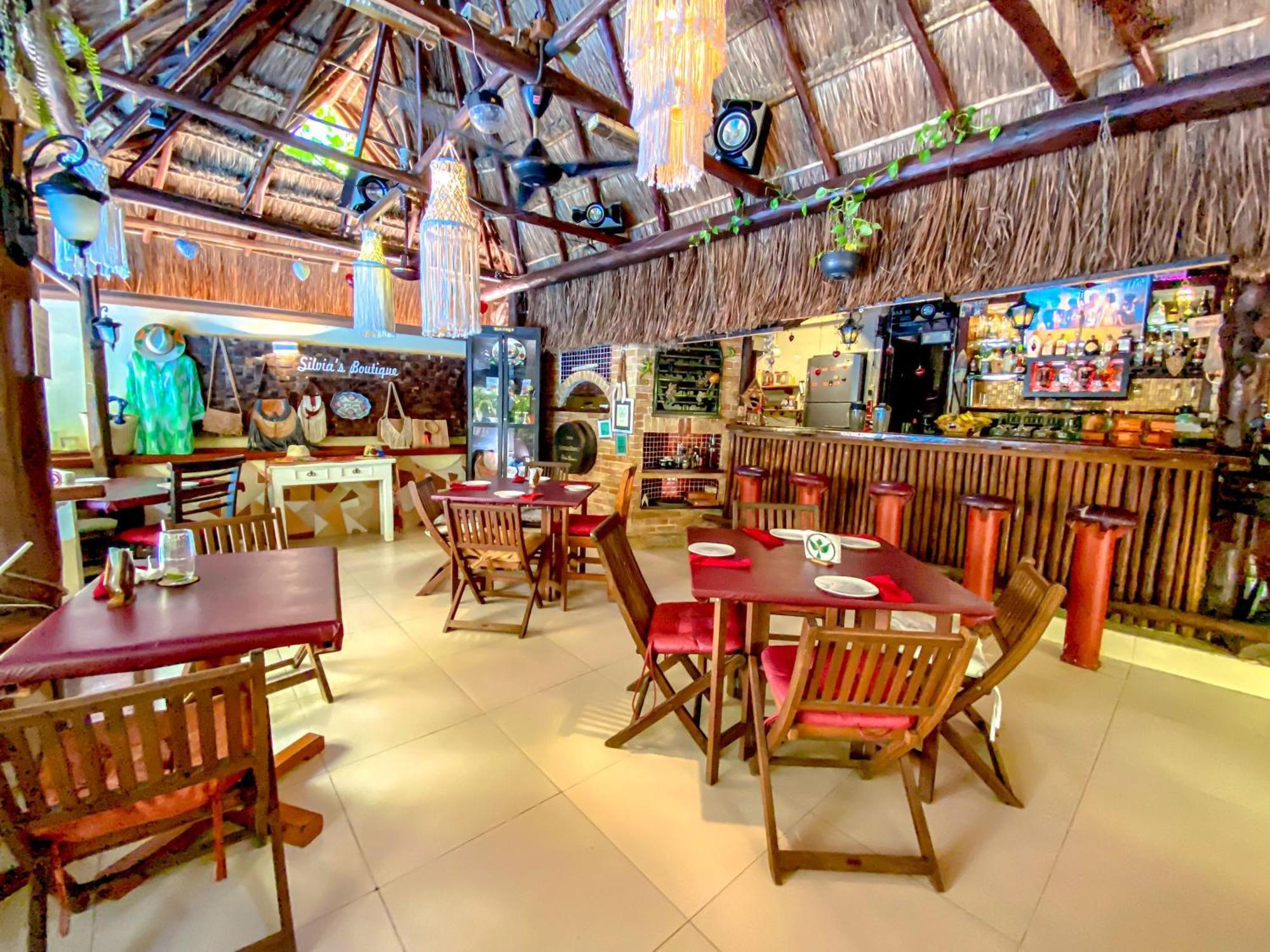 Cocos Cabanas Playa Del Carmen Adults Only ภายนอก รูปภาพ