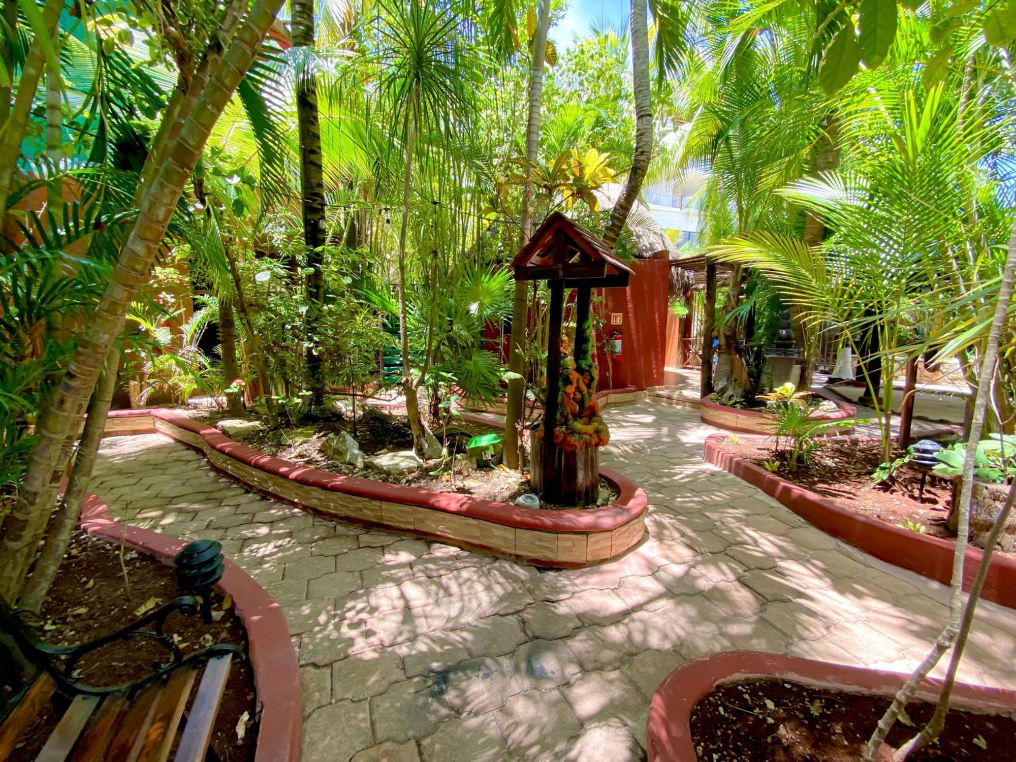 Cocos Cabanas Playa Del Carmen Adults Only ภายนอก รูปภาพ