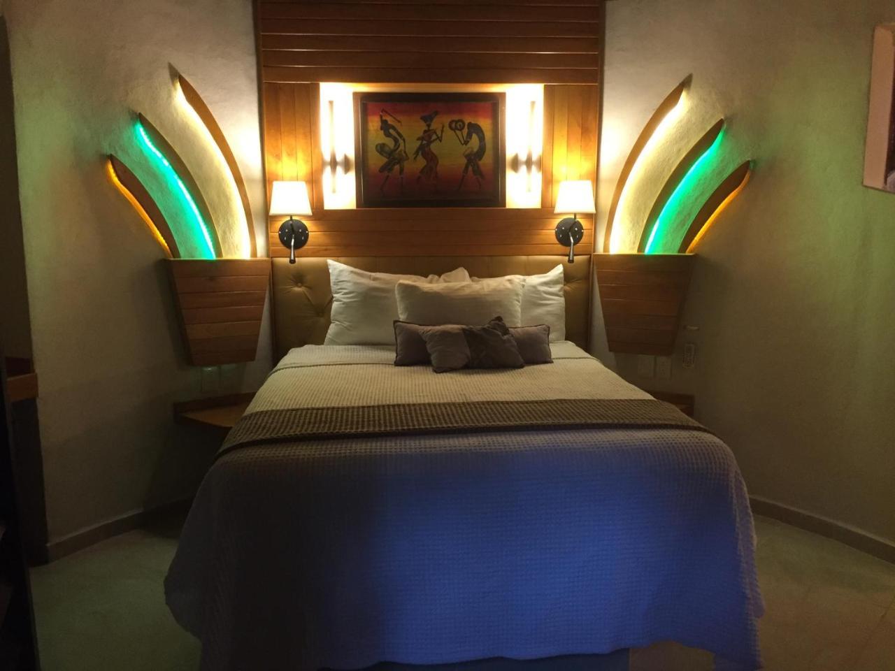 Cocos Cabanas Playa Del Carmen Adults Only ภายนอก รูปภาพ