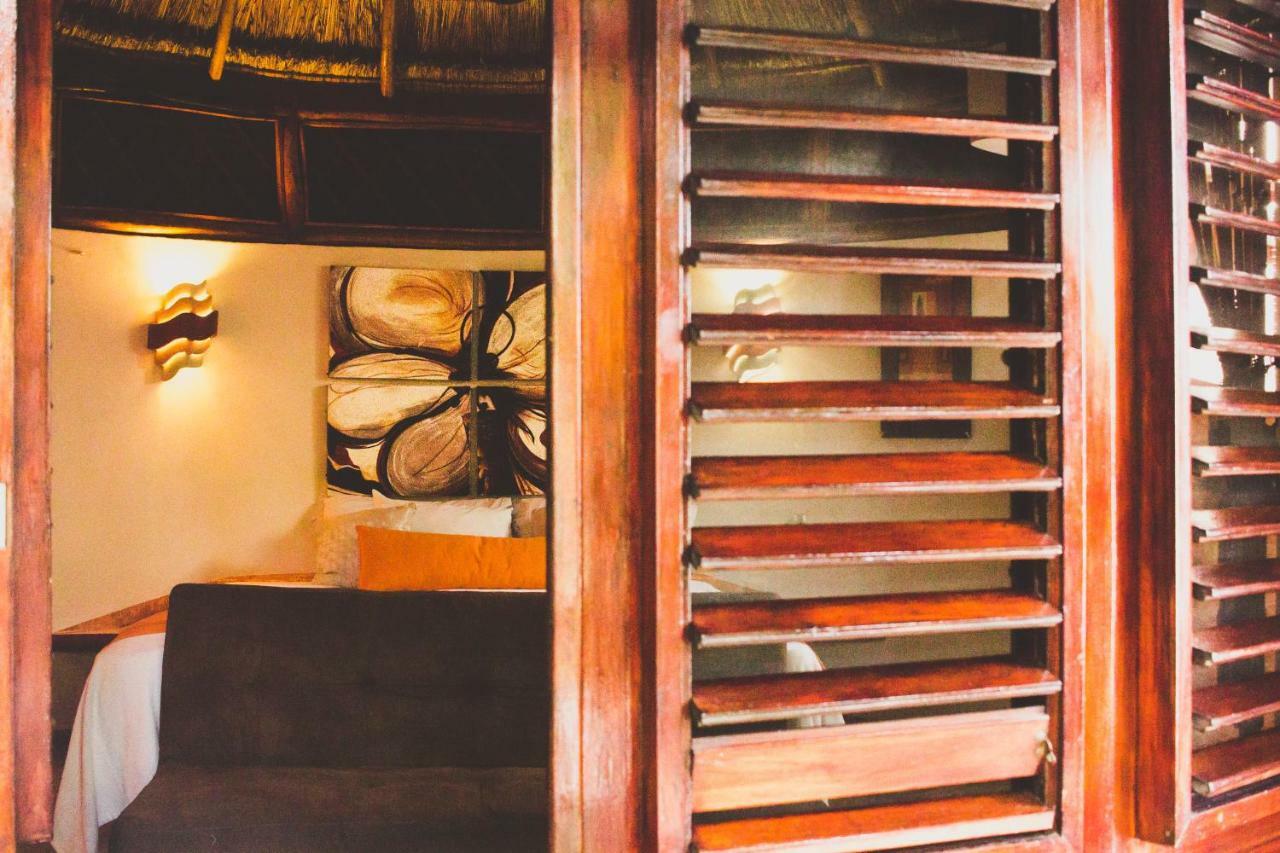 Cocos Cabanas Playa Del Carmen Adults Only ภายนอก รูปภาพ